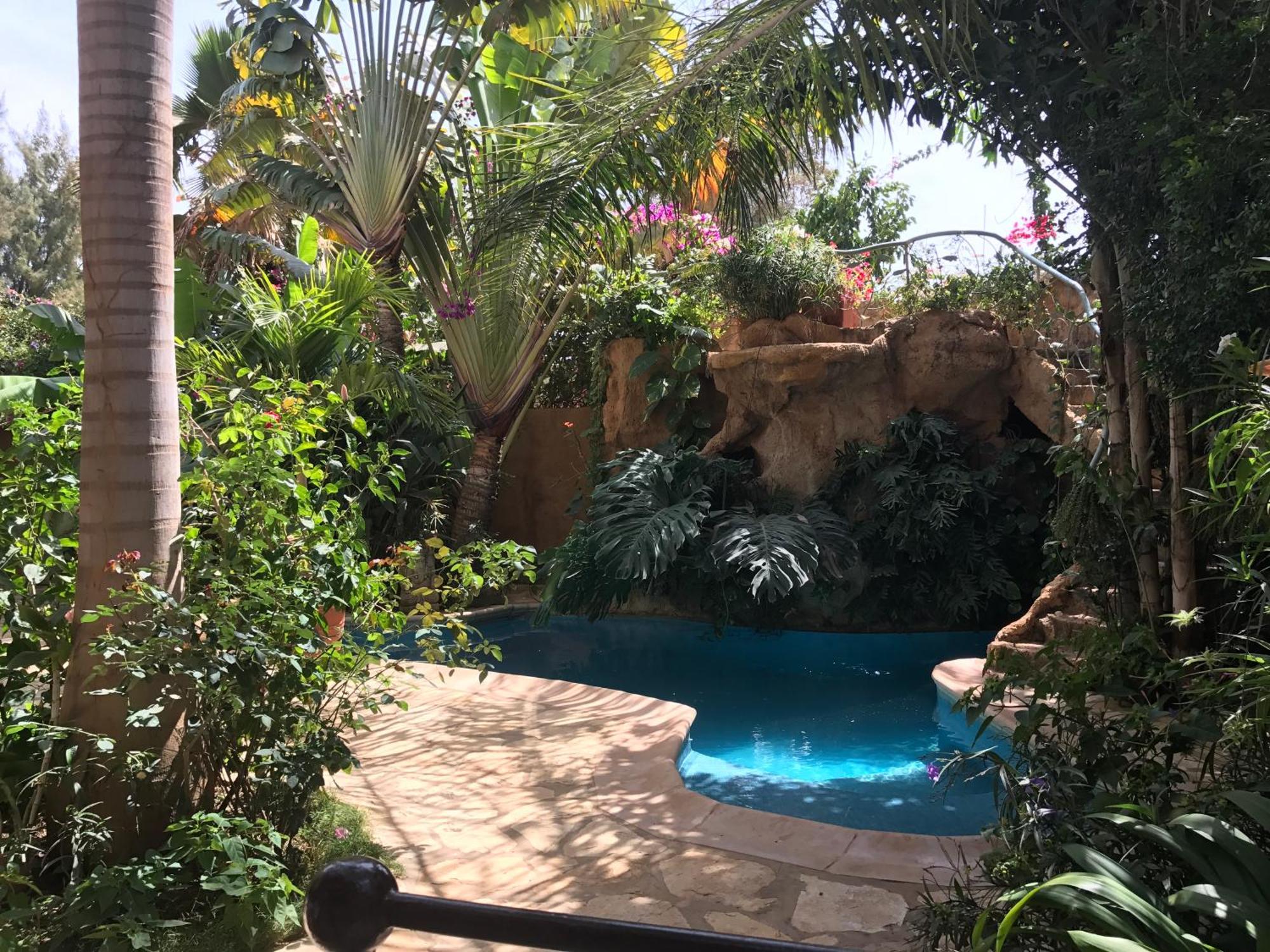 Tropical Oasis Apartment Ouakam ภายนอก รูปภาพ